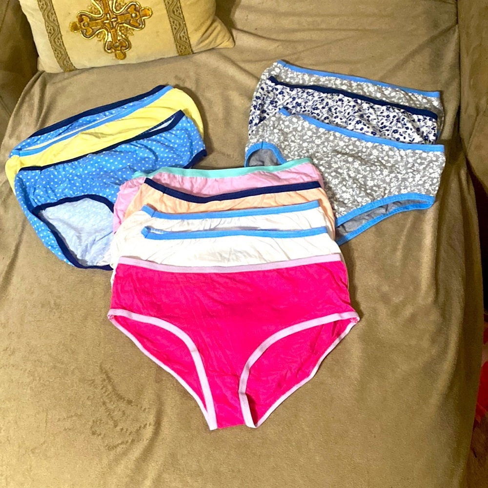 Hanes girls sz 14 underwear lot of 11 pair
